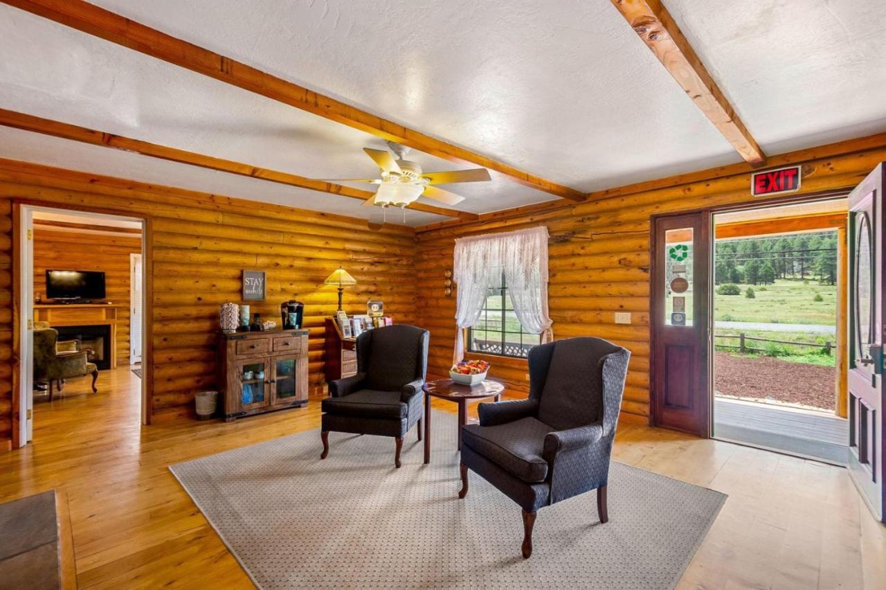 Quarter Horse Inn & Lodge Williams Extérieur photo