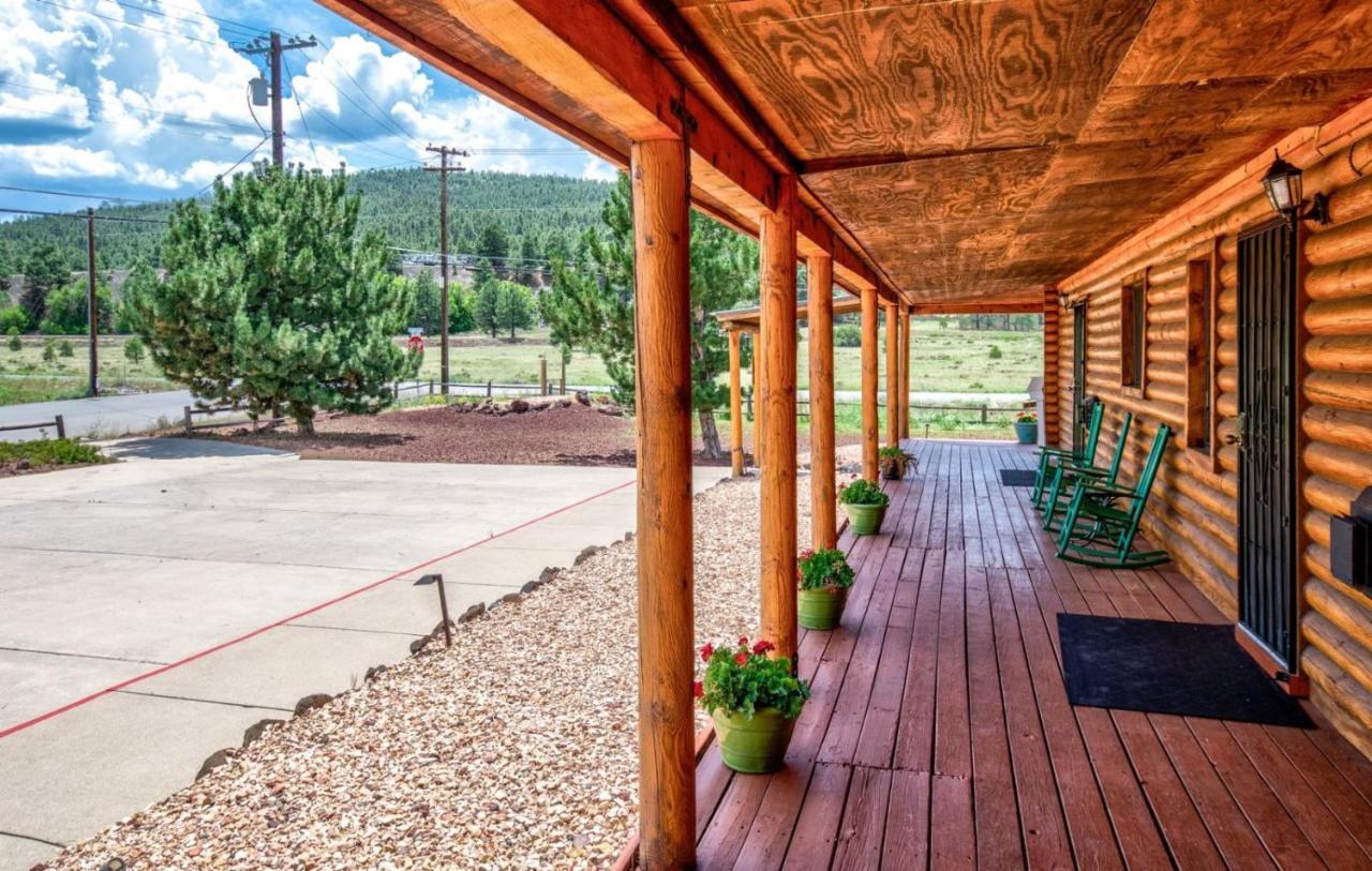 Quarter Horse Inn & Lodge Williams Extérieur photo