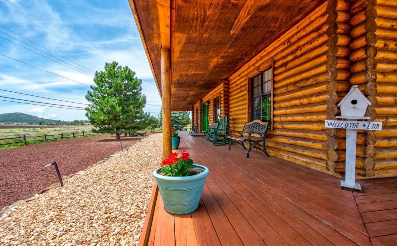Quarter Horse Inn & Lodge Williams Extérieur photo