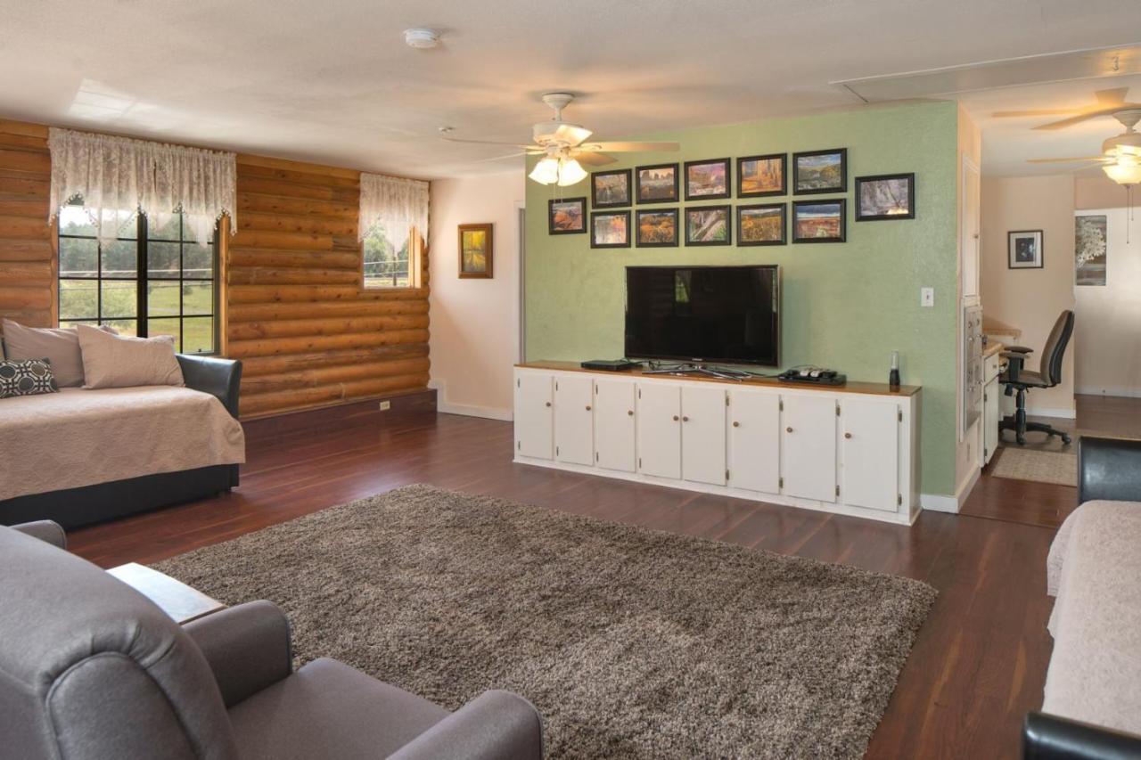 Quarter Horse Inn & Lodge Williams Extérieur photo