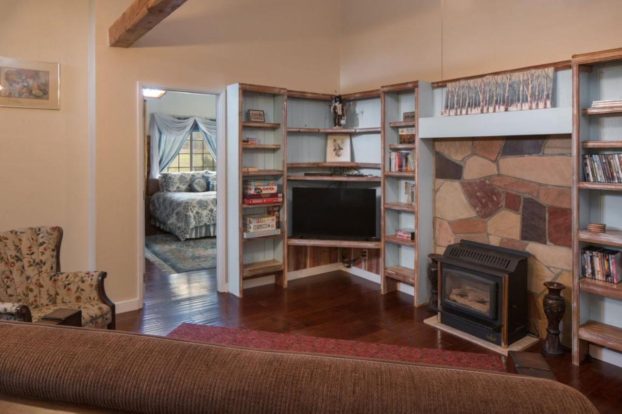 Quarter Horse Inn & Lodge Williams Extérieur photo
